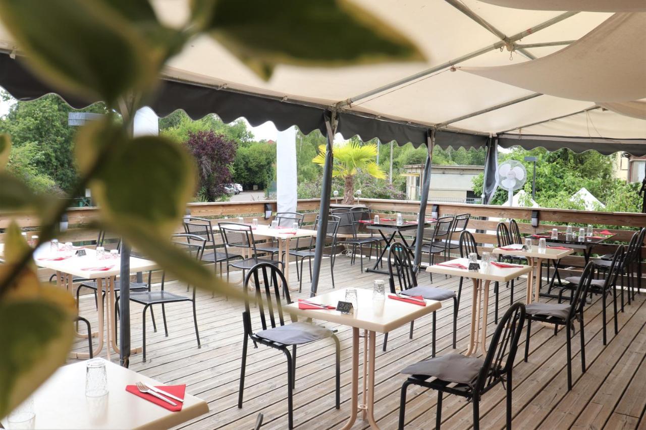 Le Risle - Hotel Montfort-sur-Risle Bagian luar foto