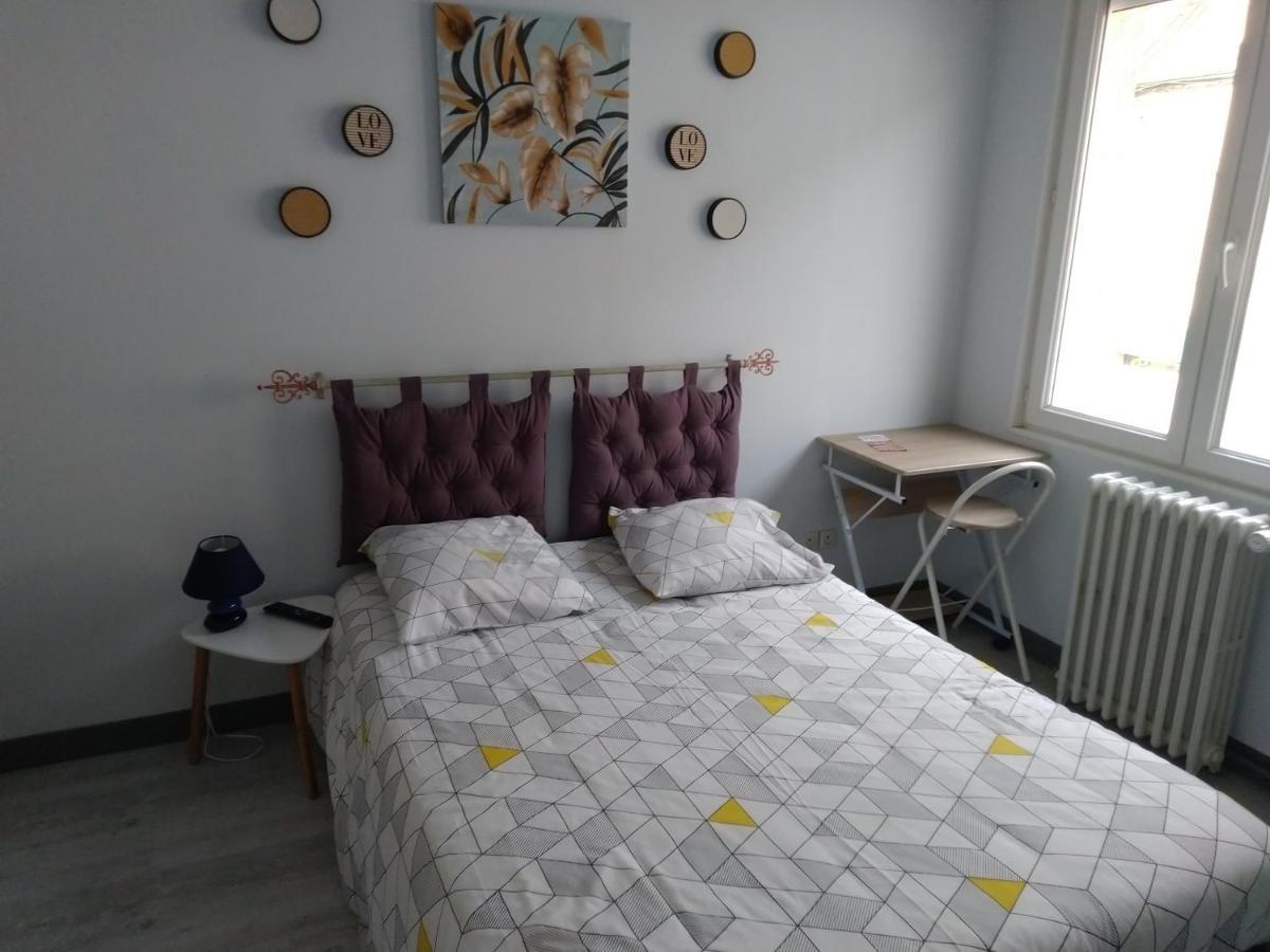 Le Risle - Hotel Montfort-sur-Risle Bagian luar foto