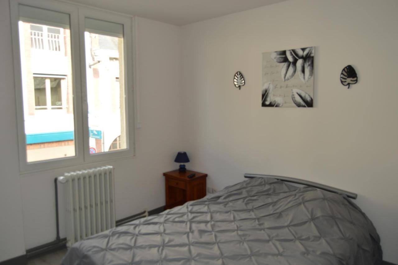 Le Risle - Hotel Montfort-sur-Risle Bagian luar foto